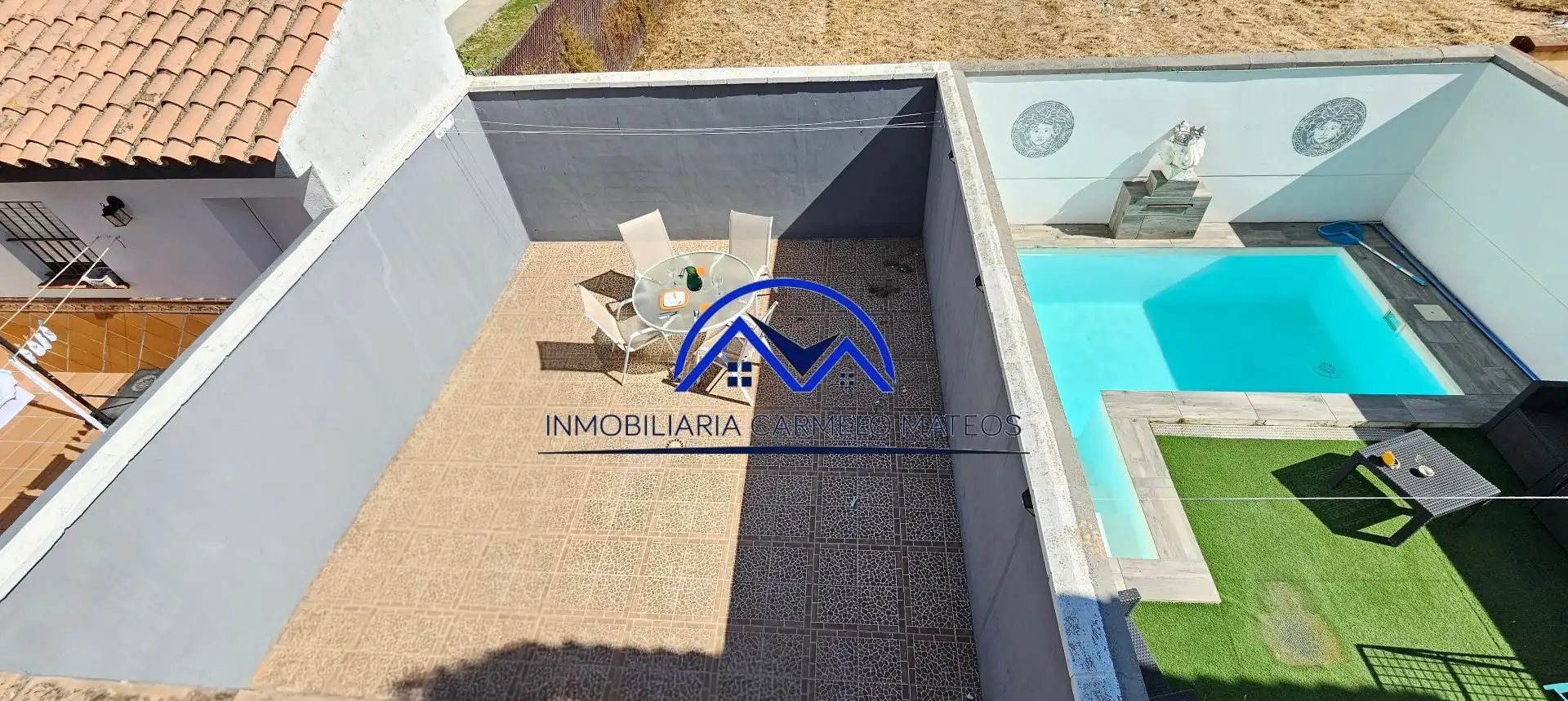 Piscina de Dúplex en venta en Sanlúcar de Barrameda con Aire acondicionado, Jardín privado y Trastero