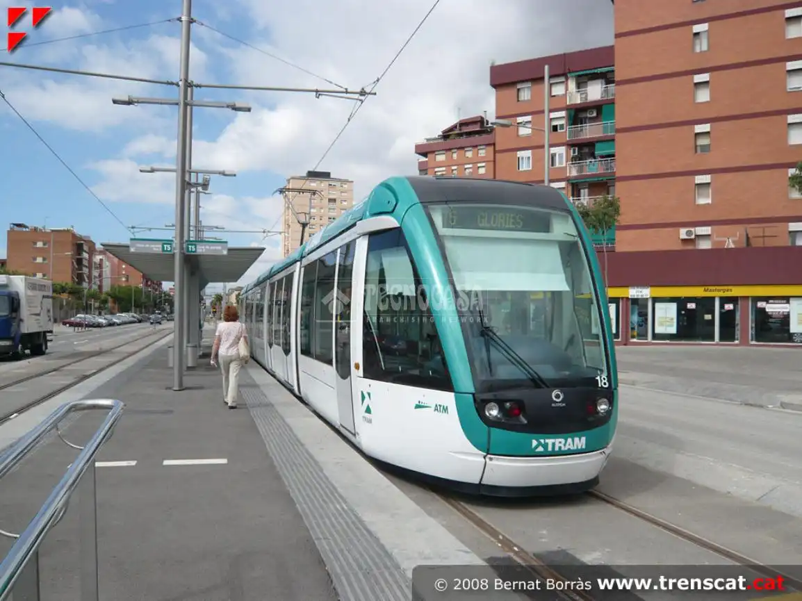 Exterior view of Flat for sale in Badalona  with Air Conditioner and Parquet flooring