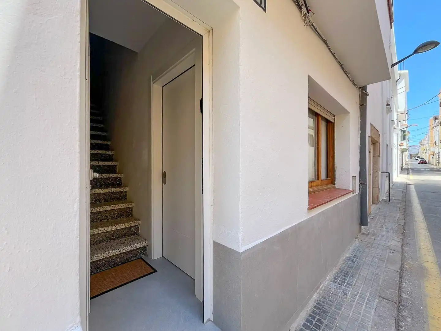 Gebäude zum Verkauf in L'Escala mit Alarm