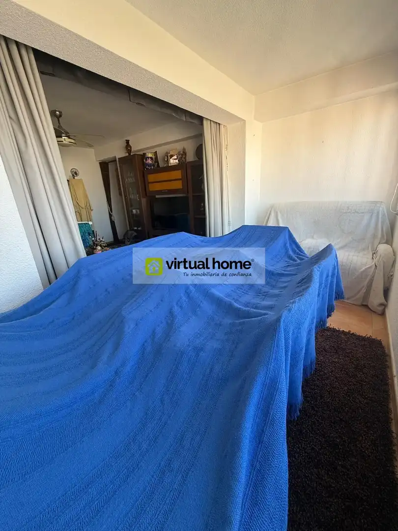 Sala d'estar de Pis en venda en Benidorm amb Aire condicionat, Terrassa i Moblat