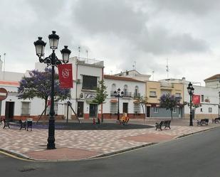 Vista exterior de Casa o xalet en venda en San Juan del Puerto