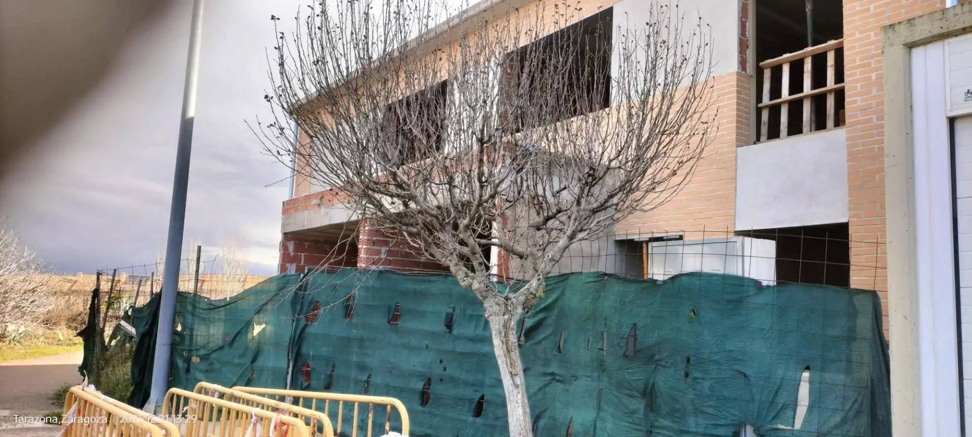 Vista exterior de Casa adosada en venda en Tarazona amb Calefacció i Jardí privat