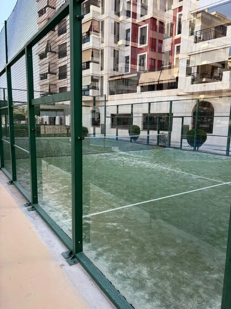 Terrassa de Pis en venda en Elche / Elx amb Aire condicionat, Calefacció i Jardí privat