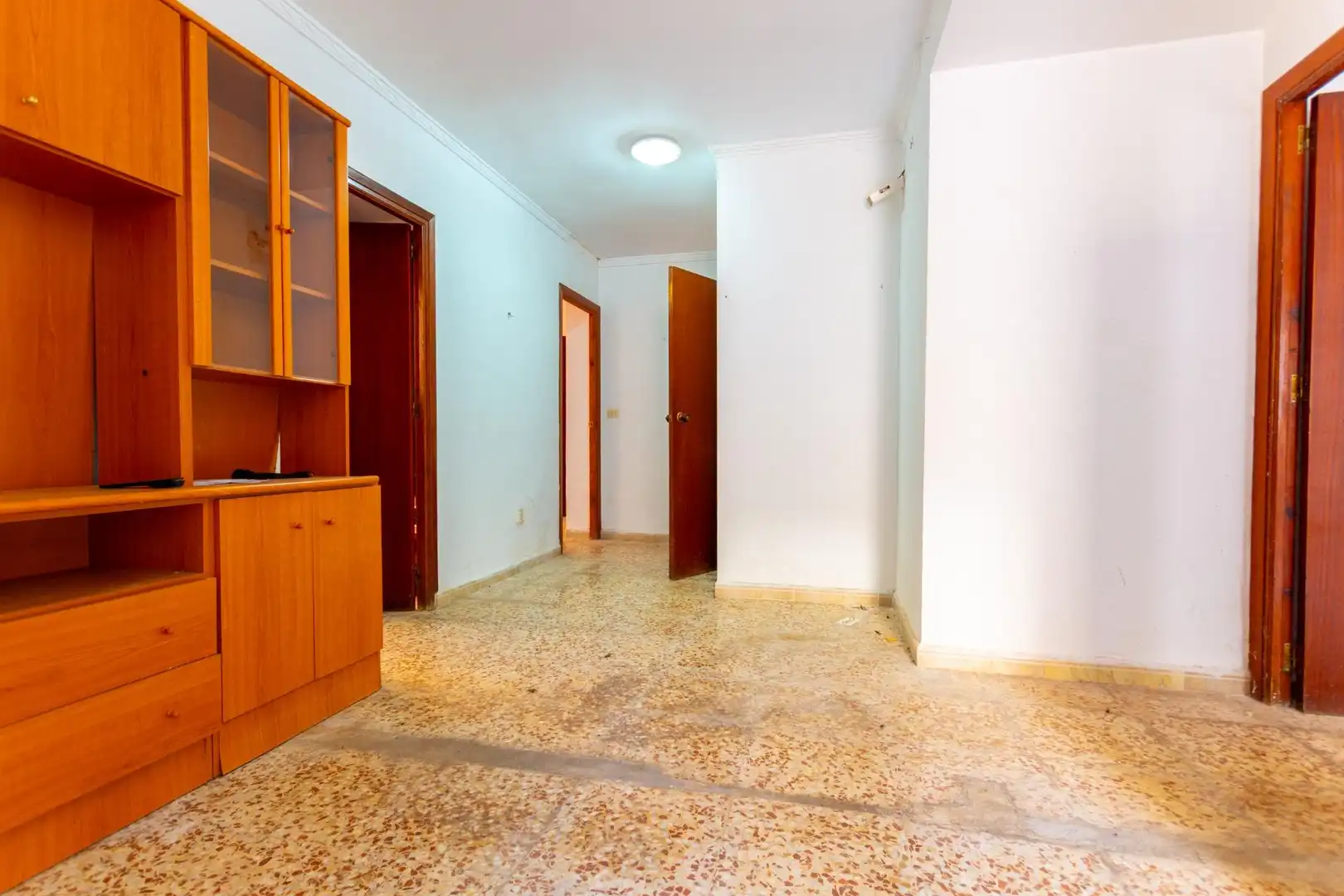 Erdgeschoss zum Verkauf in Águilas mit Privatgarten, Terrasse und Möbliert