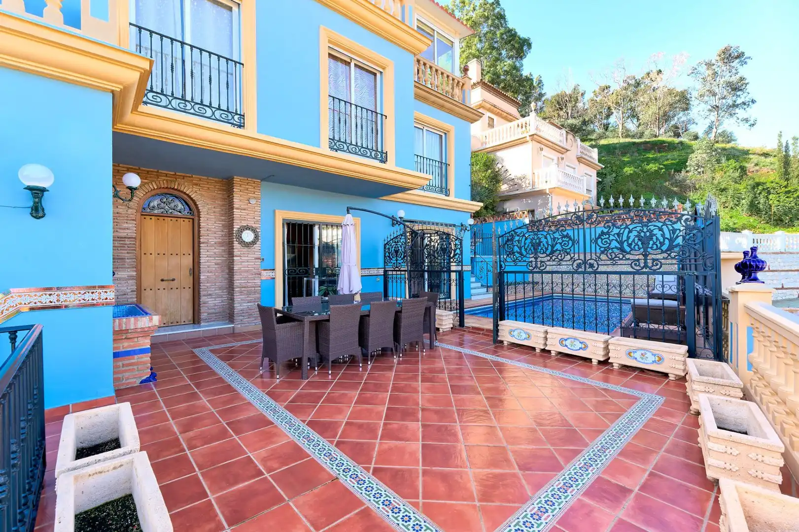 Terrassa de Casa o xalet en venda en Málaga amb Aire condicionat, Calefacció i Jardí privat