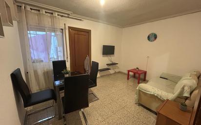 Living room of Flat for sale in Salamanca Capital  with Heating and Balcony