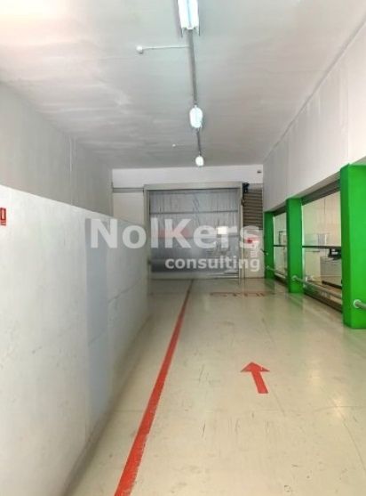 Nau industrial de lloguer en L'Hospitalet de Llobregat
