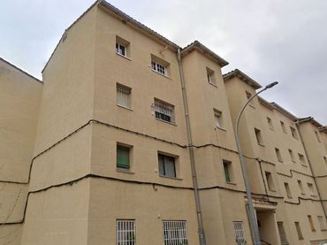 Flat for sale in C/ Font de la Barona