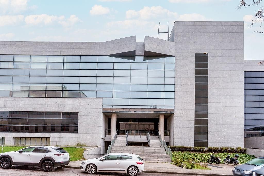 Vista exterior de Oficina en venda en Alcobendas