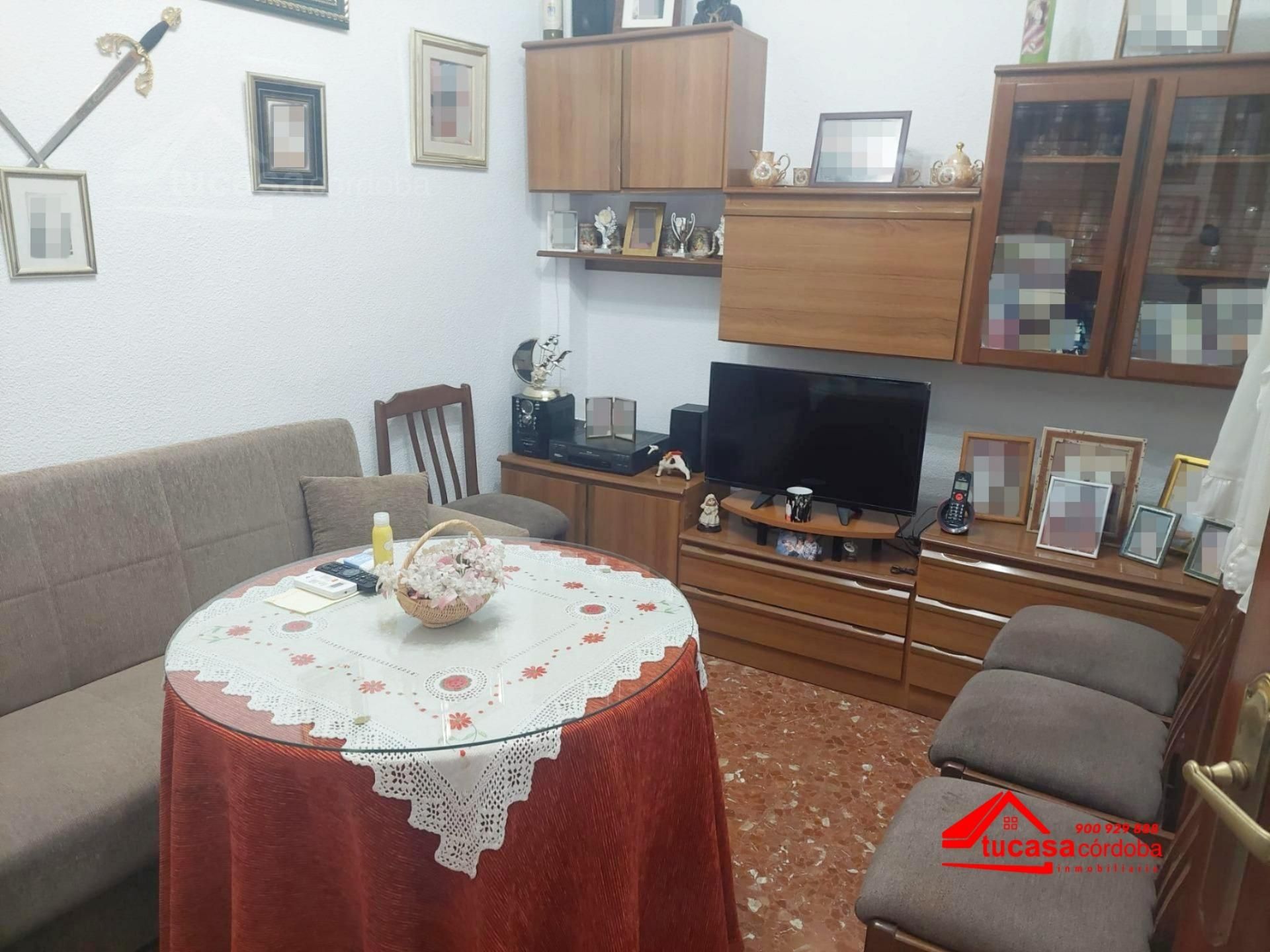 Sala d'estar de Casa o xalet en venda en  Córdoba Capital amb Calefacció