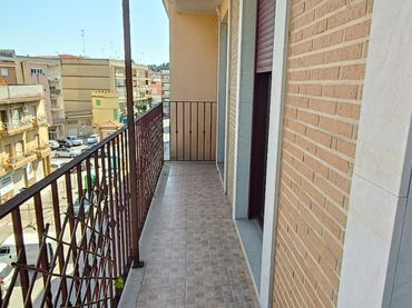 Wohnung mit Balkon zum Verkauf in Calle Santos de la Piedra 8