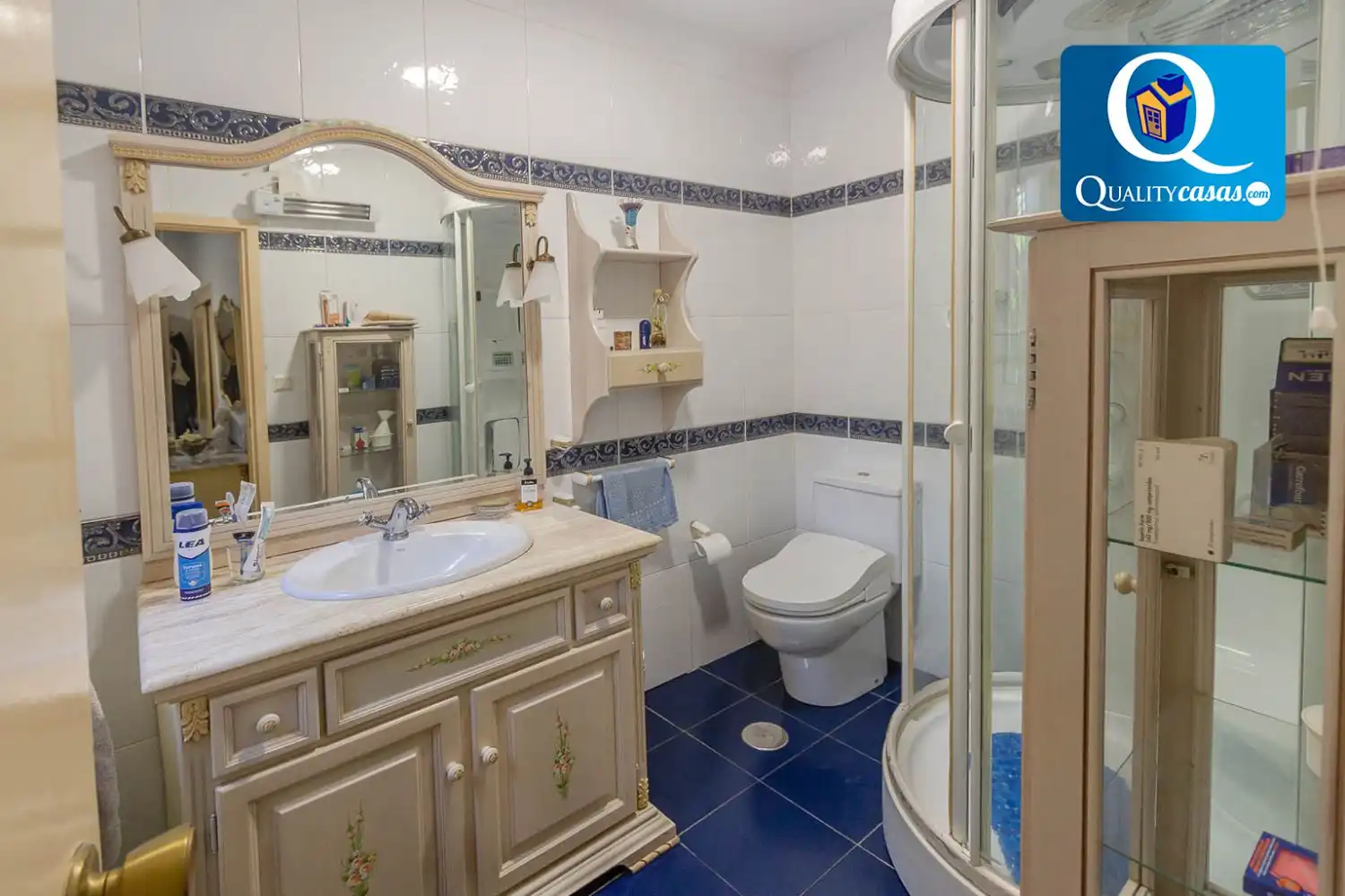 Baño de Casa o chalet en venta en El Campello con Calefacción, Terraza y Trastero