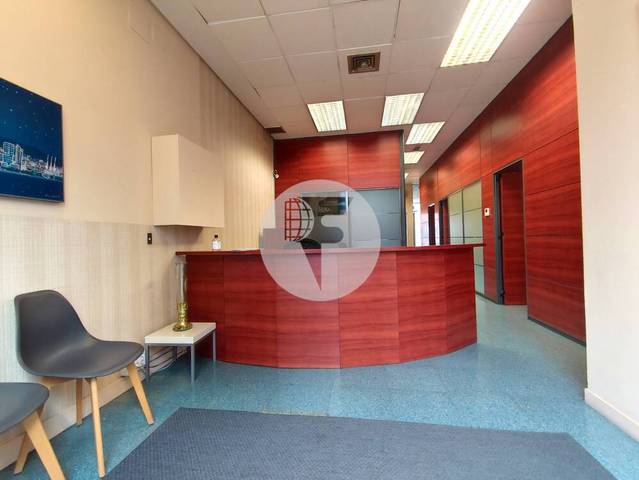 Local comercial en Venta en La Vila Olímpica del Poblenou