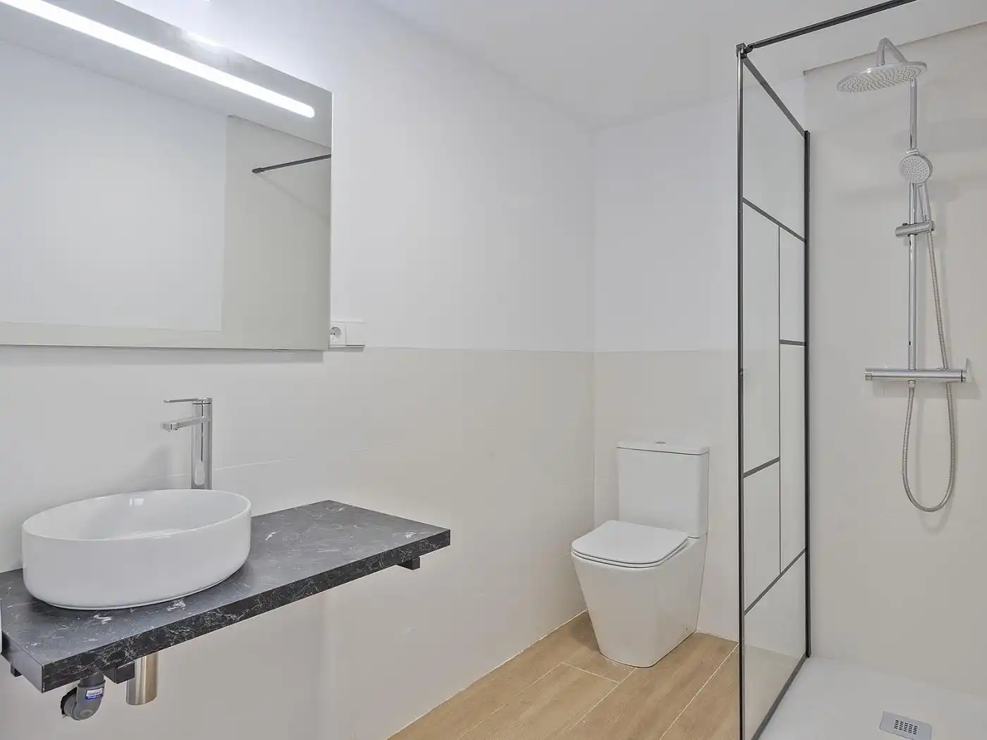 Bajo en venta en Calle Calle Isla de Cerdeña 19, imagen 11