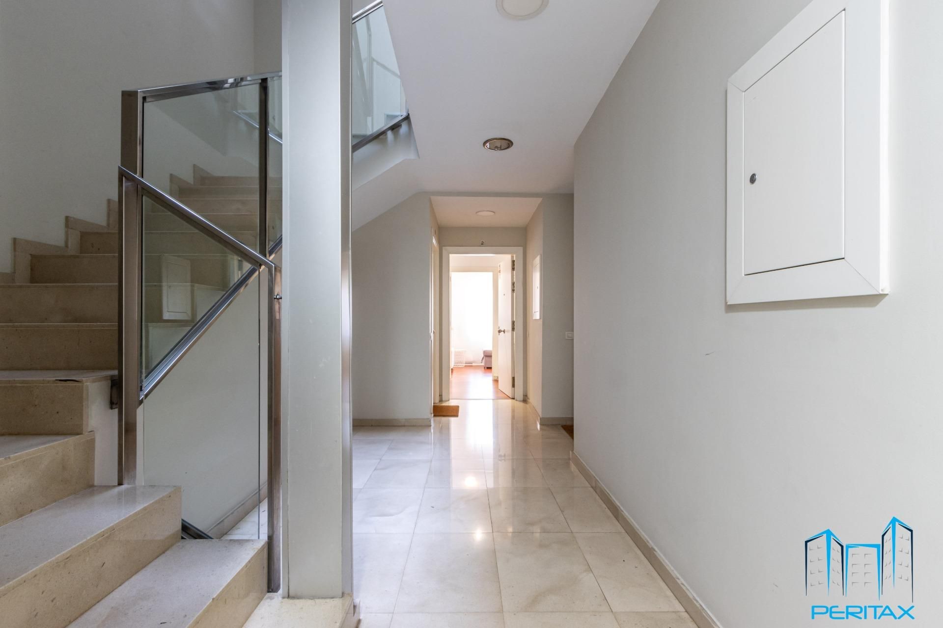 Piso en venta en Sabadell con Parquet y Alarma