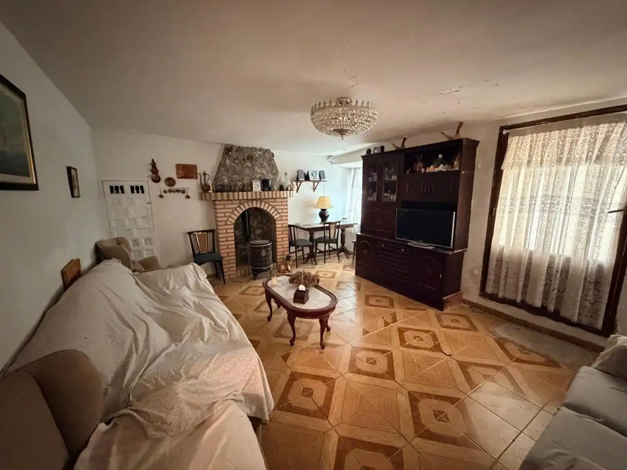 Sala de estar de Casa o chalet en venta en Uclés con Trastero y Amueblado