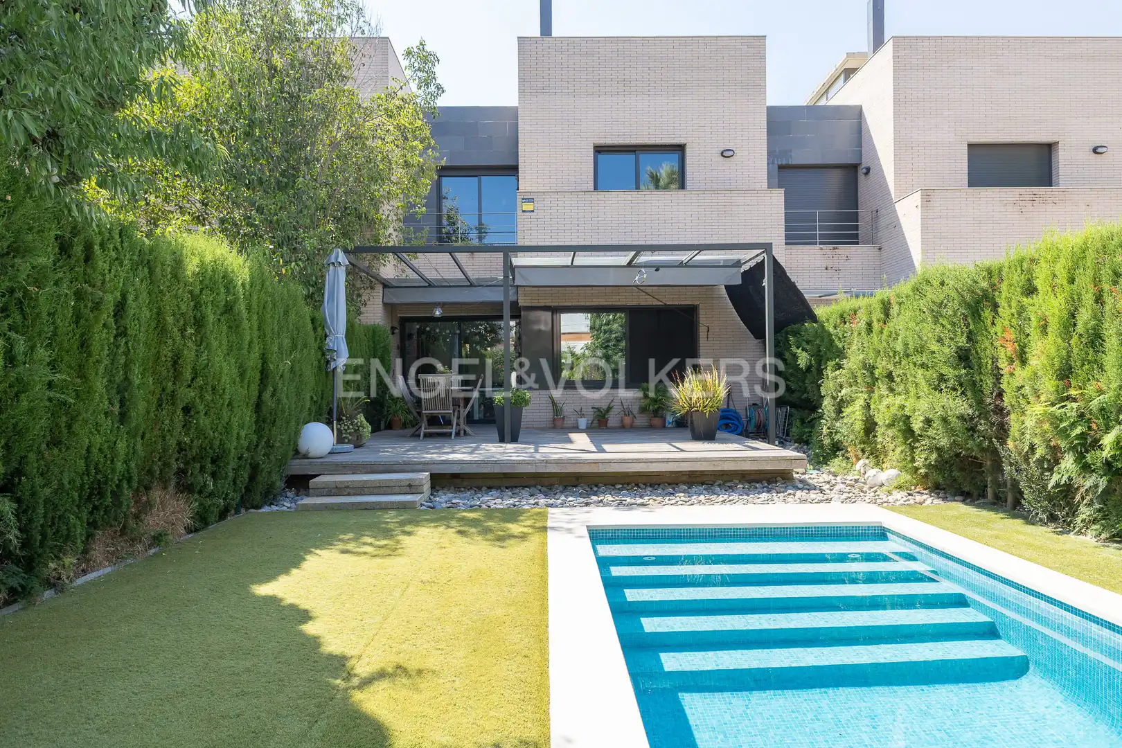 Vista exterior de Casa o chalet en venta en Premià de Mar con Aire acondicionado, Calefacción y Jardín privado