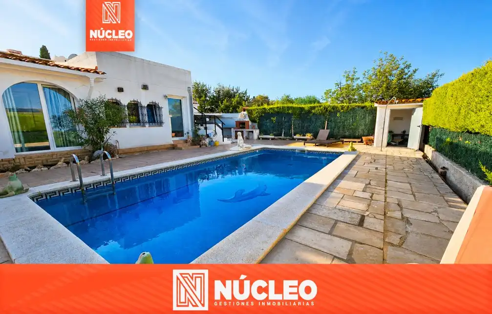 Piscina de Casa o xalet en venda en Mont-roig del Camp amb Jardí privat, Traster i Piscina