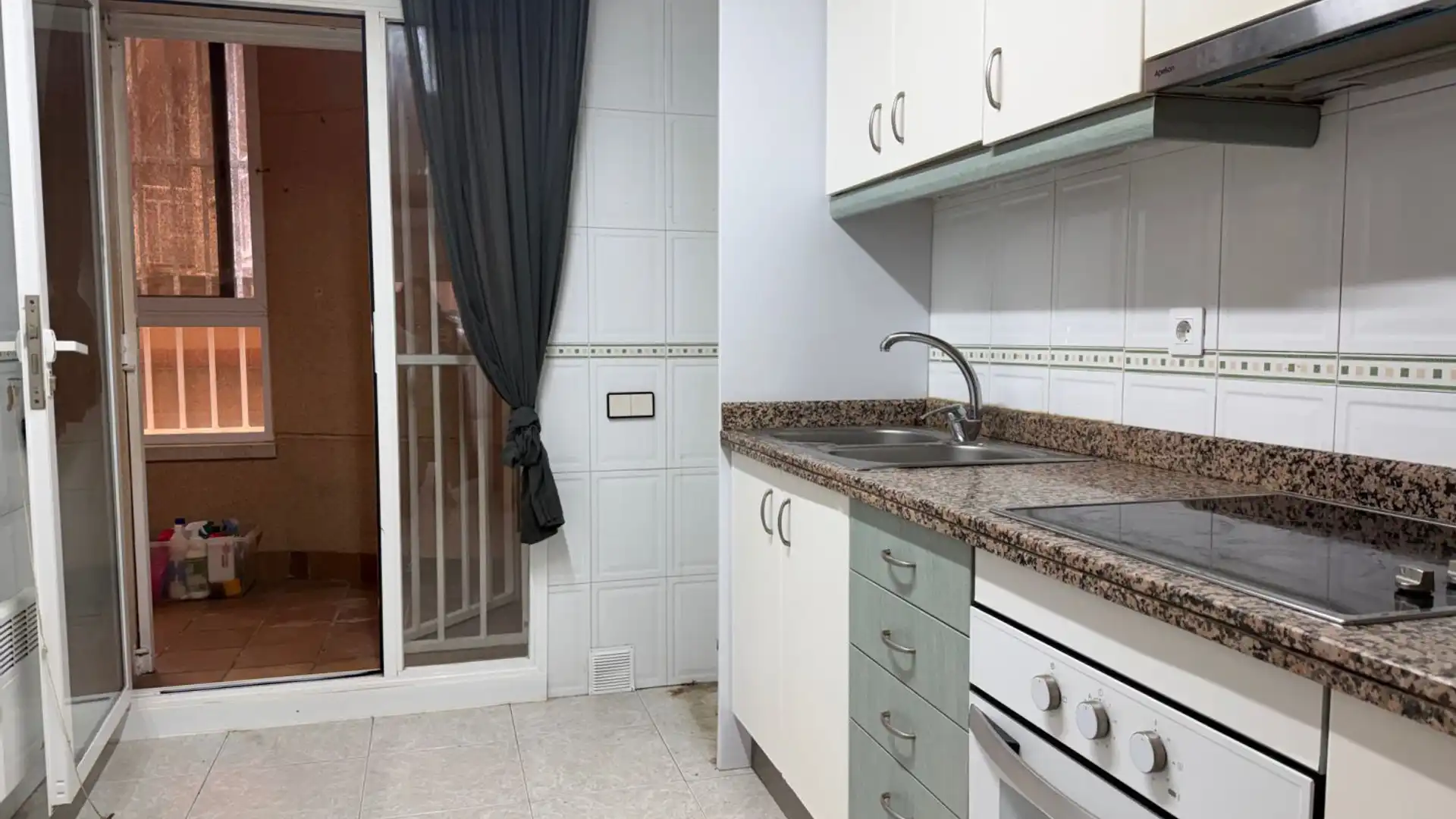 Cocina de Piso en venta en  Tarragona Capital con Aire acondicionado y Calefacción
