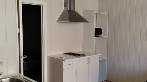 Foto 3 de Piso de alquiler en Calle Casarabonela, Santa Cristina - San Rafael, Málaga Capital