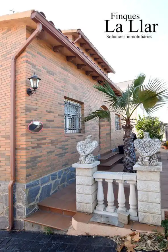 Casa o xalet en venda a MARTI I POL, Rodonyà