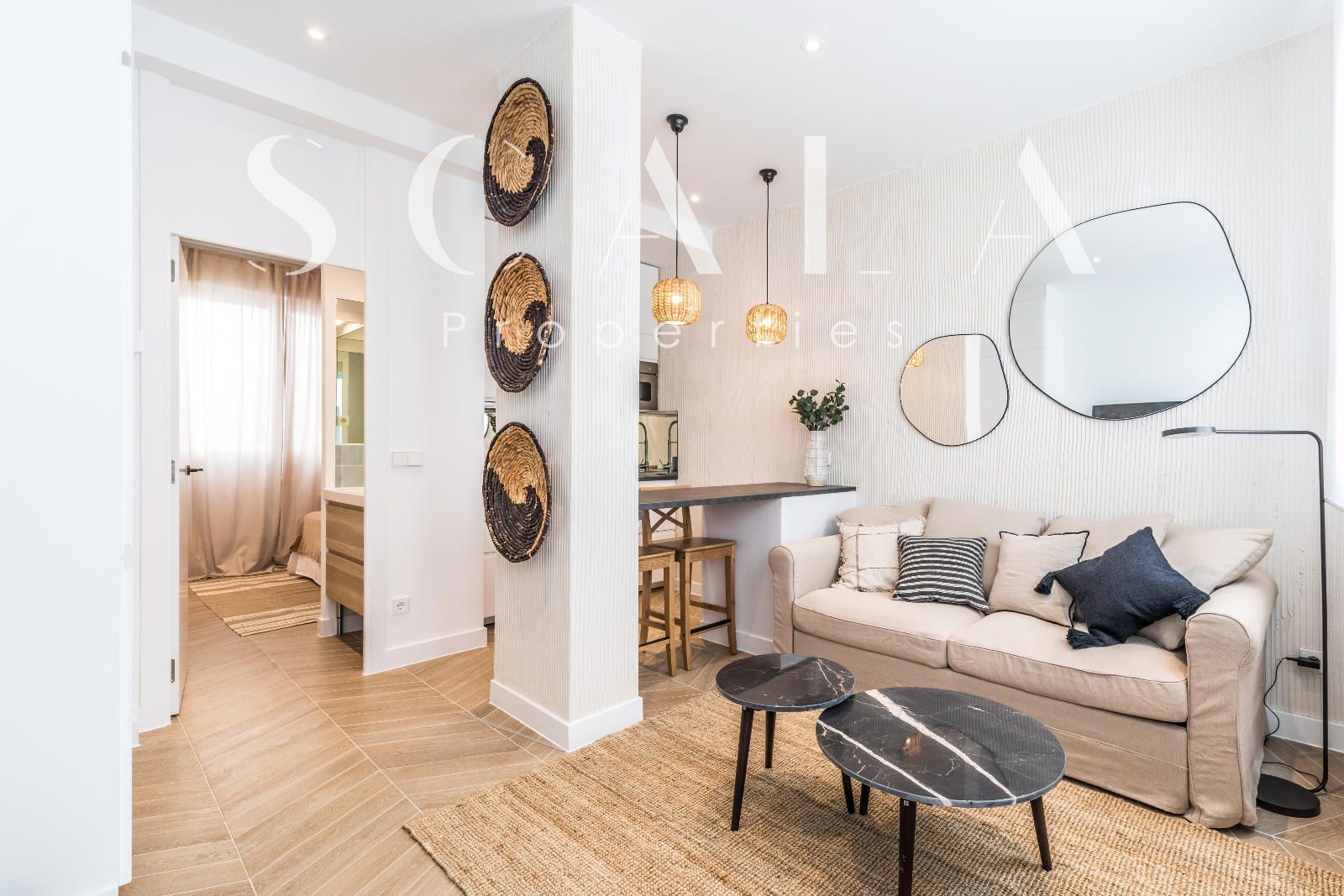 Bedroom of Flat for sale in  Madrid Capital  with Air Conditioner, Heating and Furnished