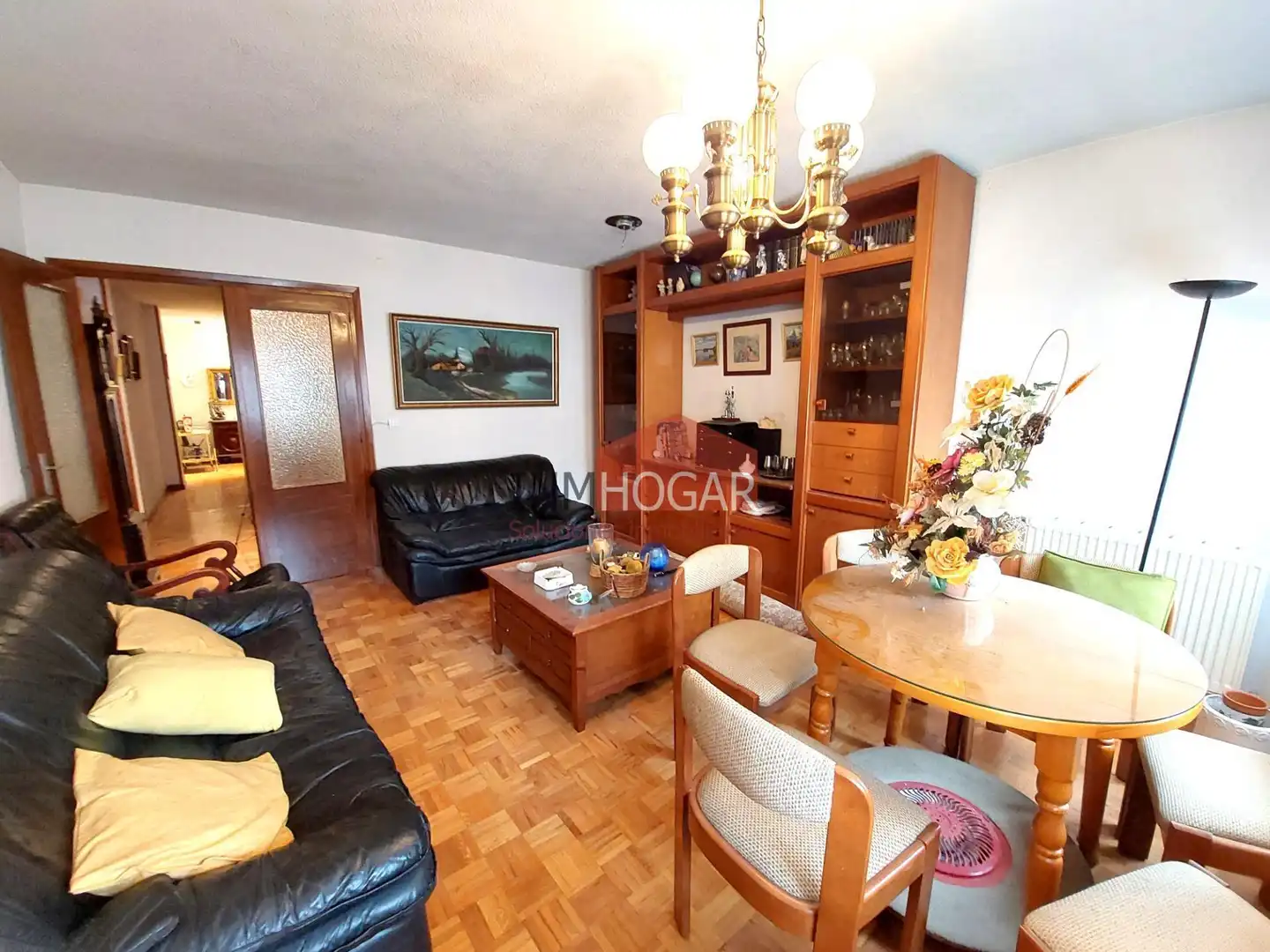 Sala de estar de Piso en venta en Arévalo con Calefacción, Parquet y Amueblado