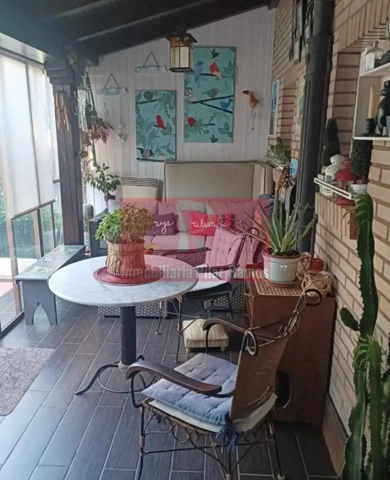 Terrassa de Casa o xalet en venda en San Andrés del Rabanedo amb Calefacció, Jardí privat i Terrassa