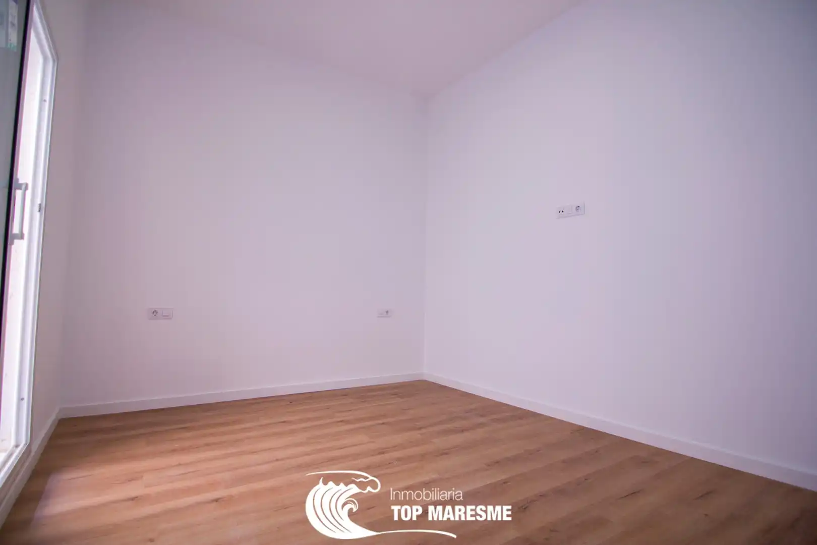 Planta baja en venta en Canovelles con Aire acondicionado, Calefacción y Terraza