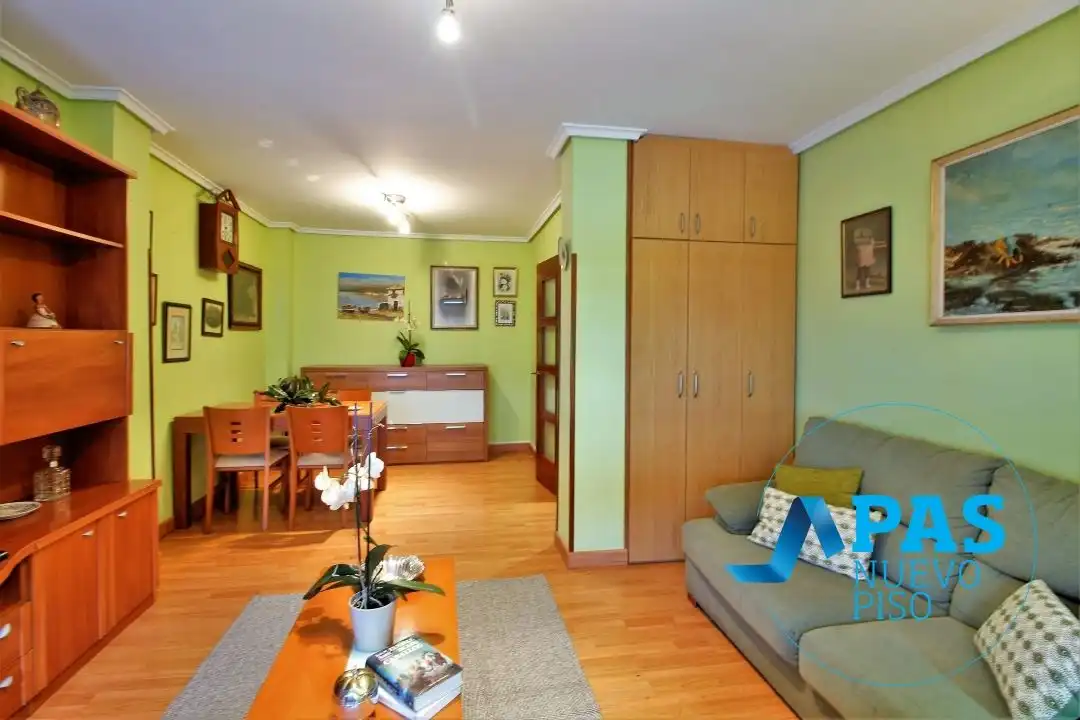 Sala de estar de Piso en venta en Santander con Calefacción