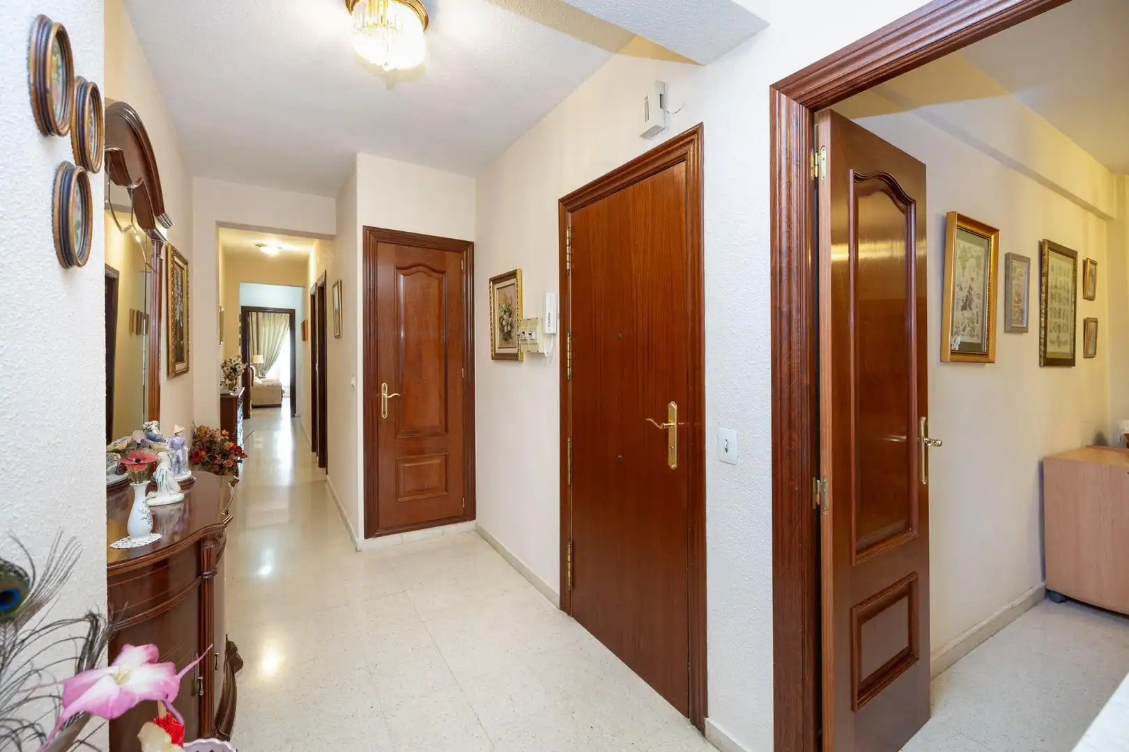 Wohnung zum Verkauf in Granada mit Heizung und Balkon