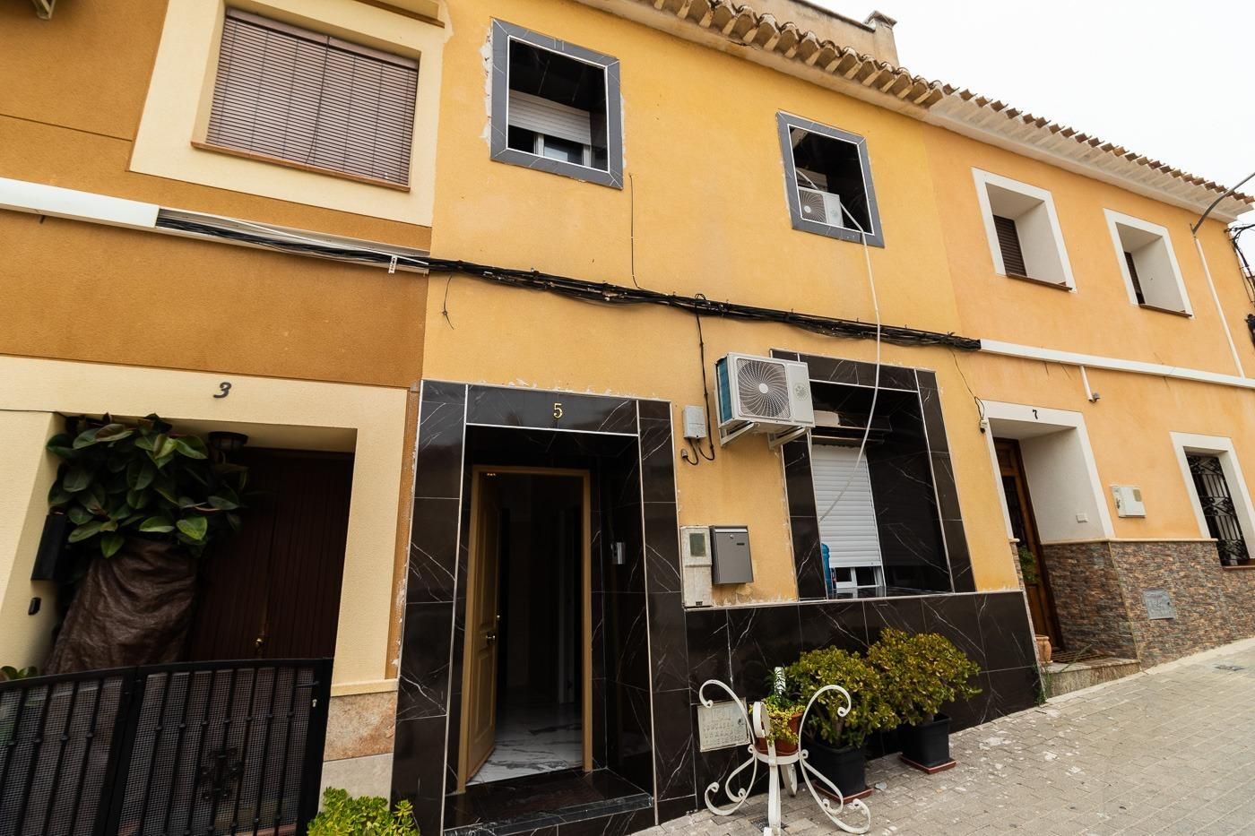 Exterior view of House or chalet for sale in Pliego