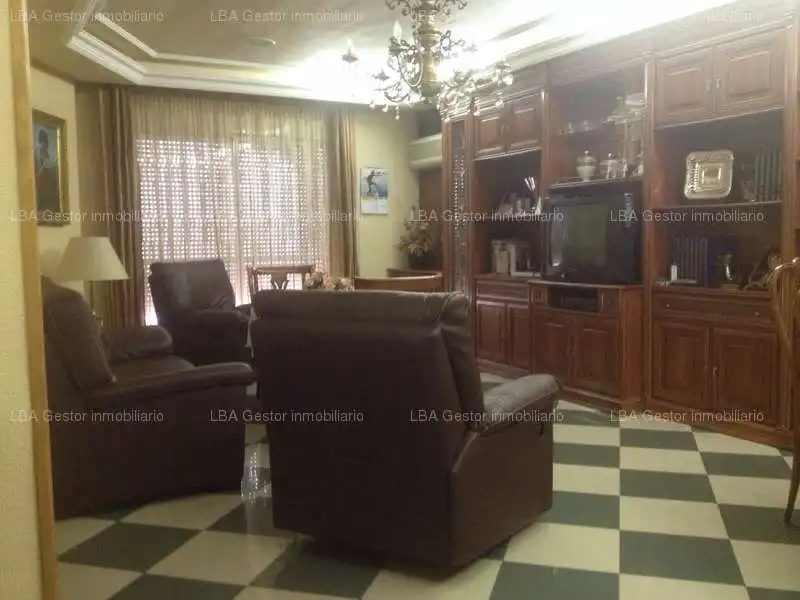 Living room of Flat for sale in Bailén  with Air Conditioner, Heating and Furnished