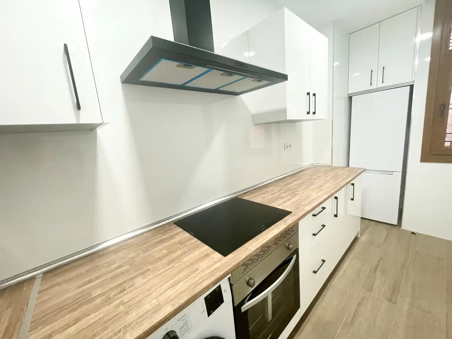 Kitchen of Flat for rent in Pinto  with Air Conditioner, Heating and Oven