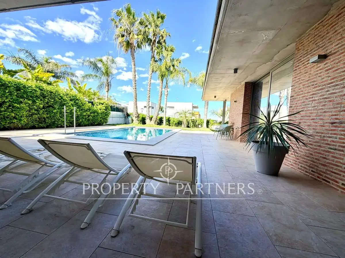 Vista exterior de Casa o chalet en venta en Bétera con Aire acondicionado, Calefacción y Jardín privado