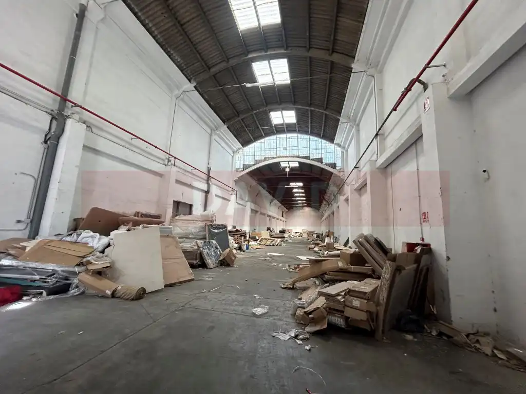Industrial building for sale in Calle Crom Del, imagen 29