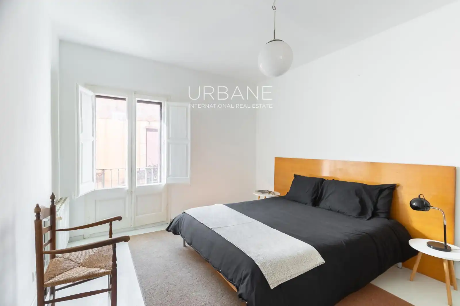 Habitación de Ático en venta en Barcelona con Calefacción, Terraza y Amueblado