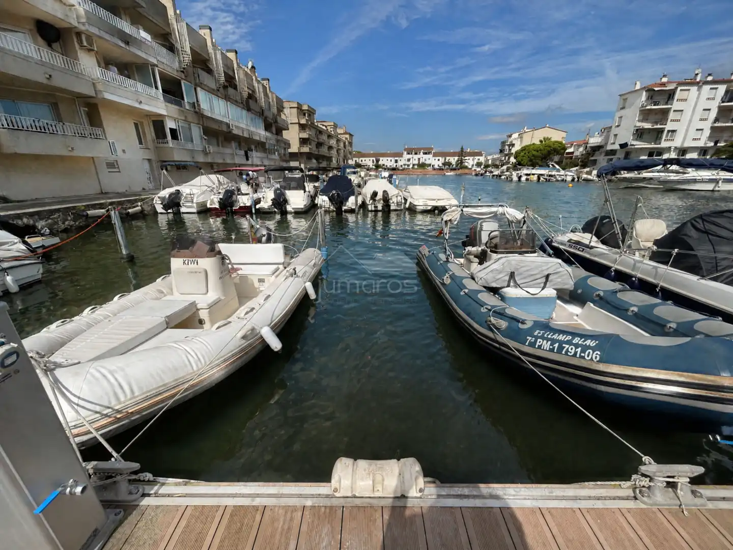 Wohnung zum Verkauf in Empuriabrava mit Klimaanlage, Heizung und Terrasse