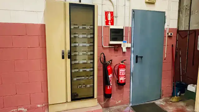 Fabrikhallen zur Miete in Ripollet