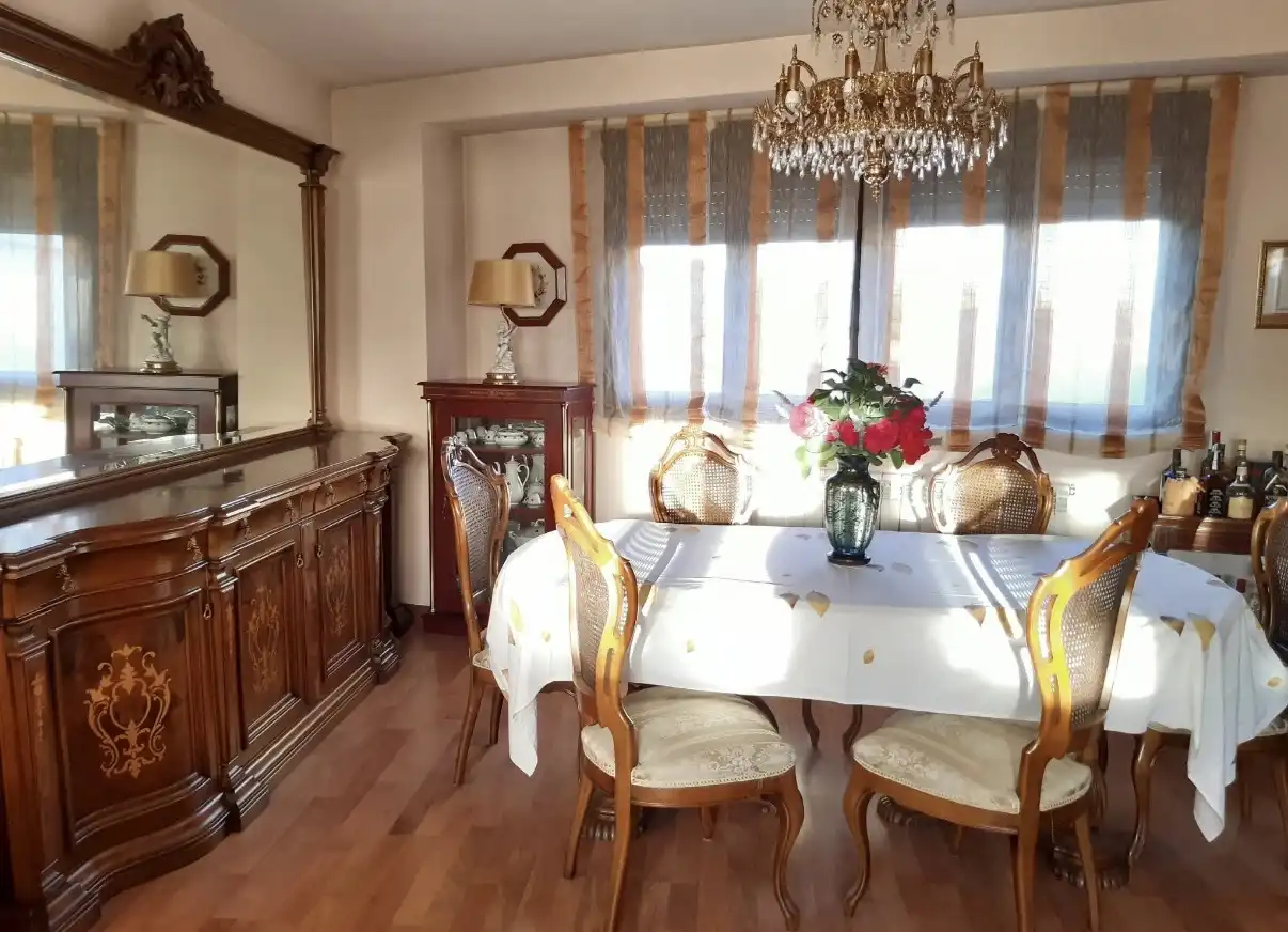 Comedor de Casa o chalet en venta en Mansilla Mayor con Parquet, Trastero y Amueblado