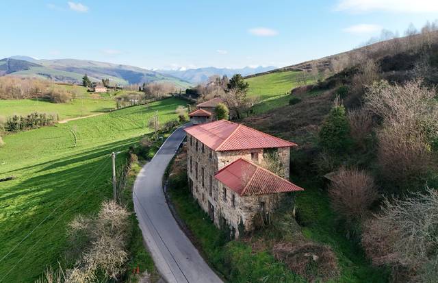 Finca rústica en Venta en Allande