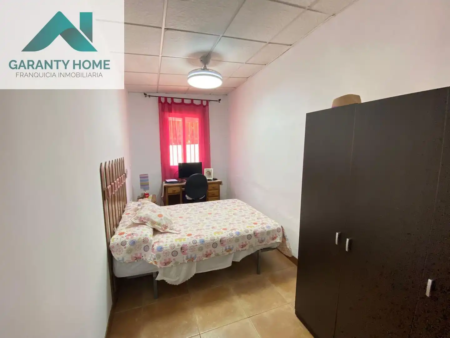 Dormitori de Casa o xalet en venda en Torredonjimeno amb Aire condicionat, Jardí privat i Terrassa