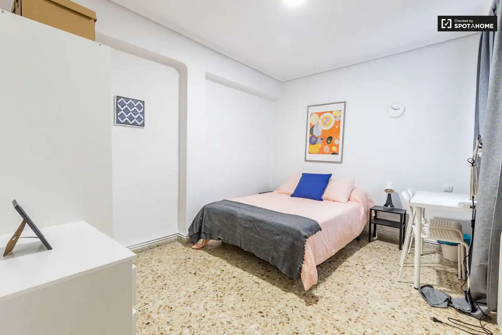 Room in Favara