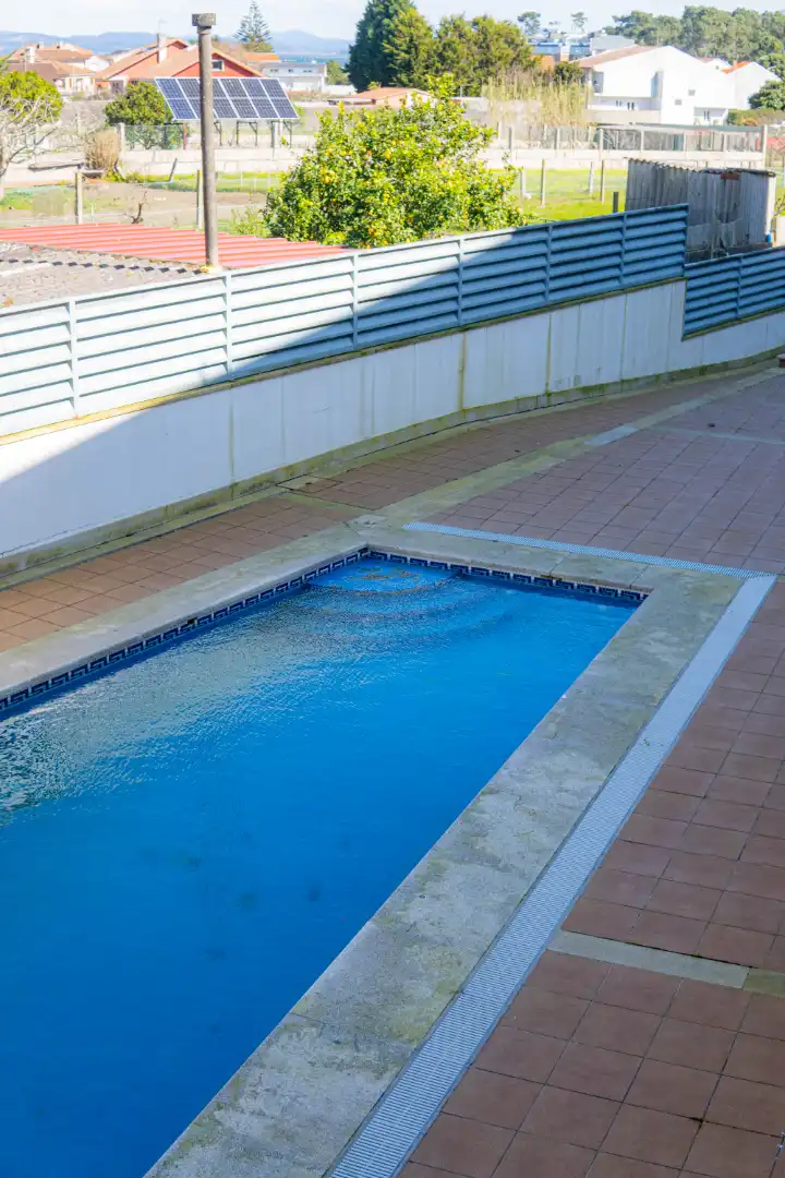 Piscina de Apartamento en venta en A Illa de Arousa  con Calefacción, Jardín privado y Parquet
