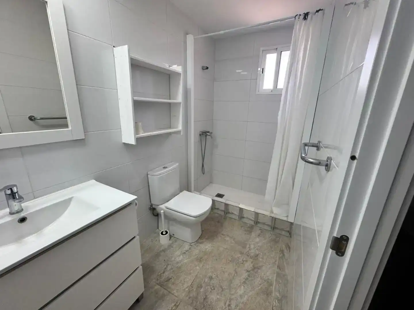 Bany de Casa o xalet de lloguer en Muro amb Aire condicionat i Piscina
