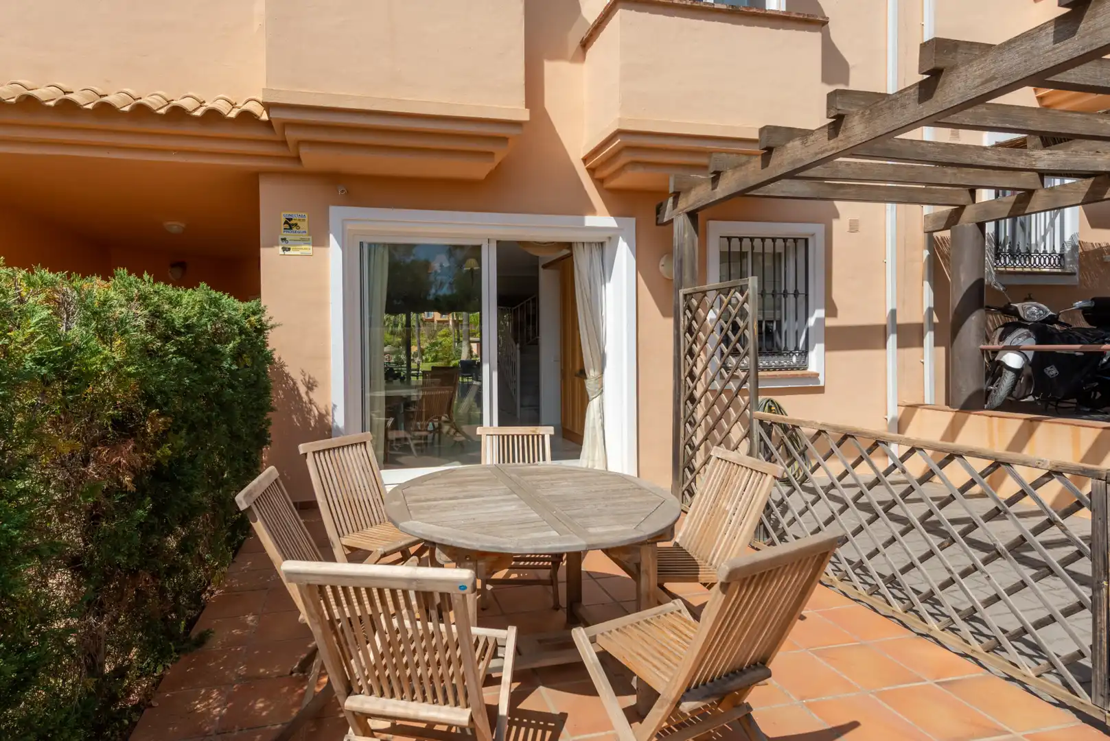 Terraza de Casa adosada en venta en Benahavís con Aire acondicionado, Terraza y Piscina