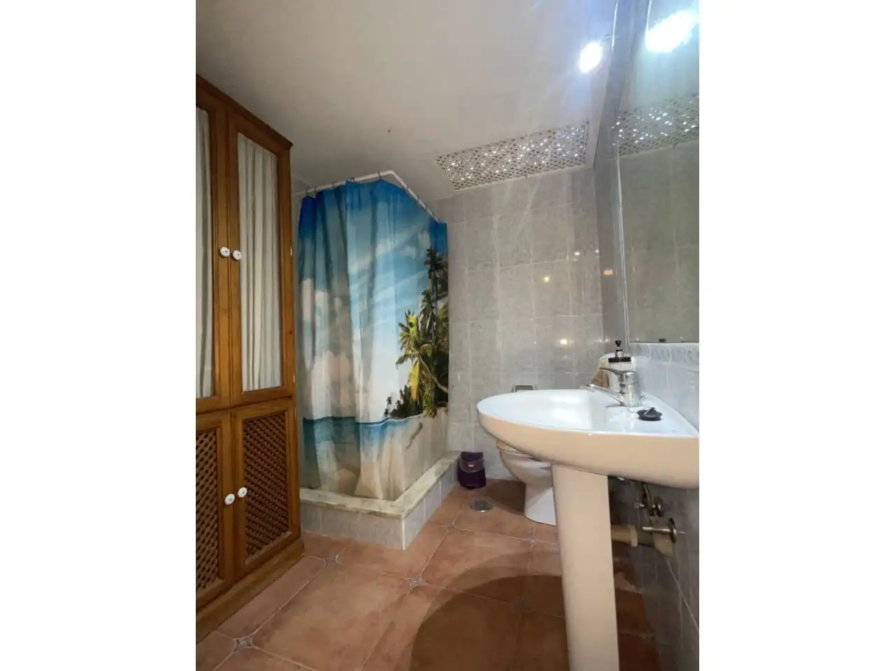 Bany de Finca rústica en venda en Estepona amb Aire condicionat, Calefacció i Jardí privat