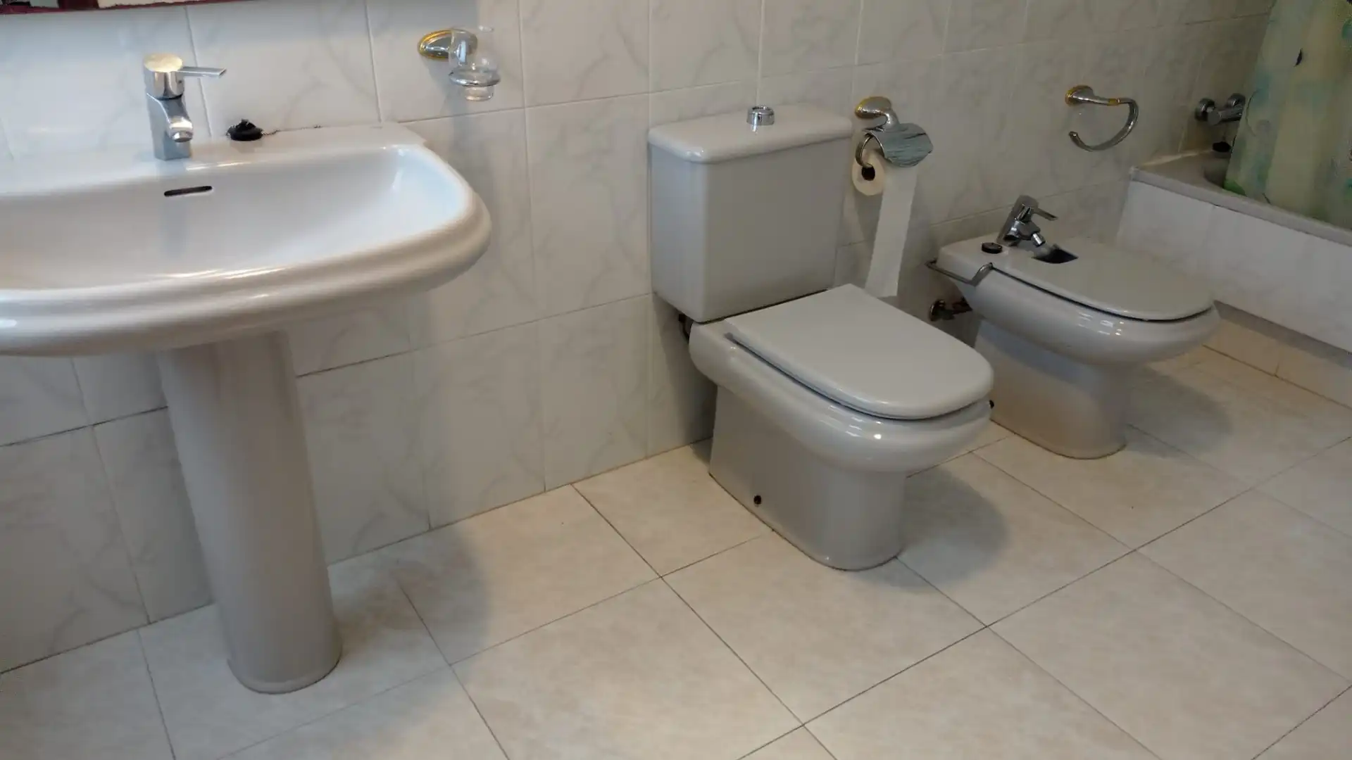 Baño de Piso en venta en Foz, Lugo