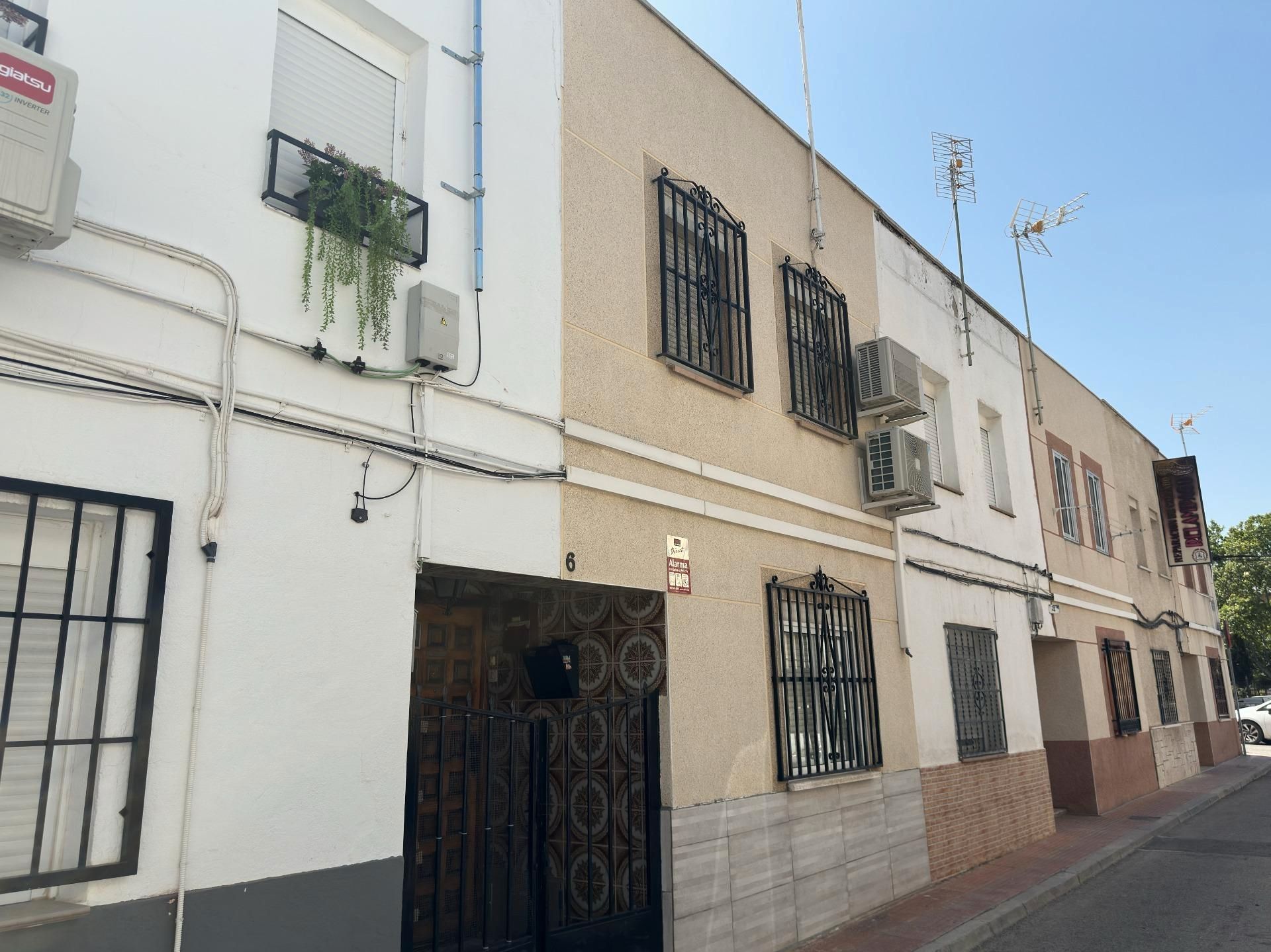 Vista exterior de Casa o xalet en venda en Arganda del Rey amb Calefacció i Terrassa