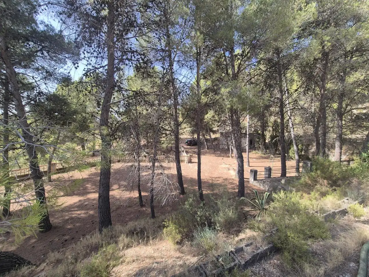 Country homes for sale in Onil